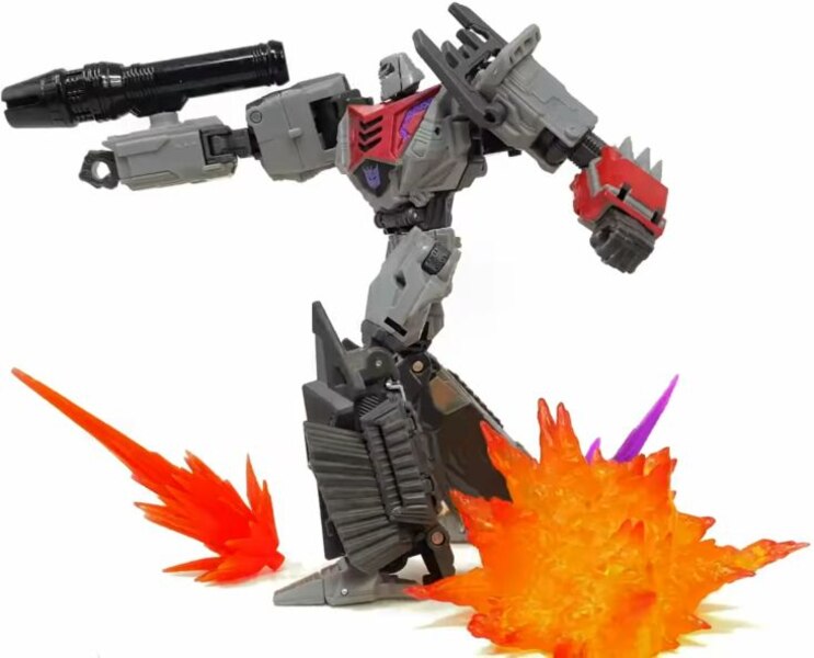 Image Of Gamer Edition Megatron Voyager From War For Cybertron Studio Series  (9 of 33)